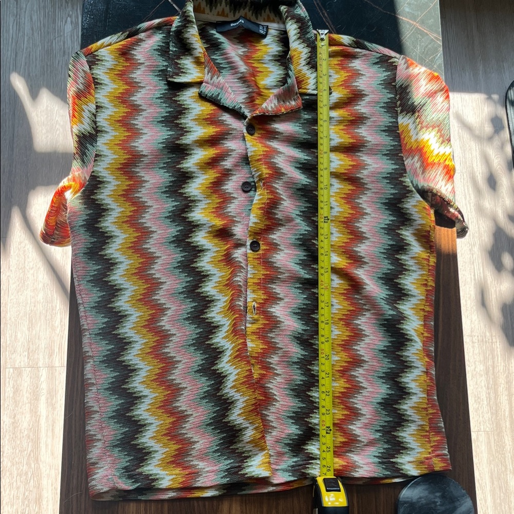 Bershka Men's Zigzag Pattern Shirt - Red, Orange, Black